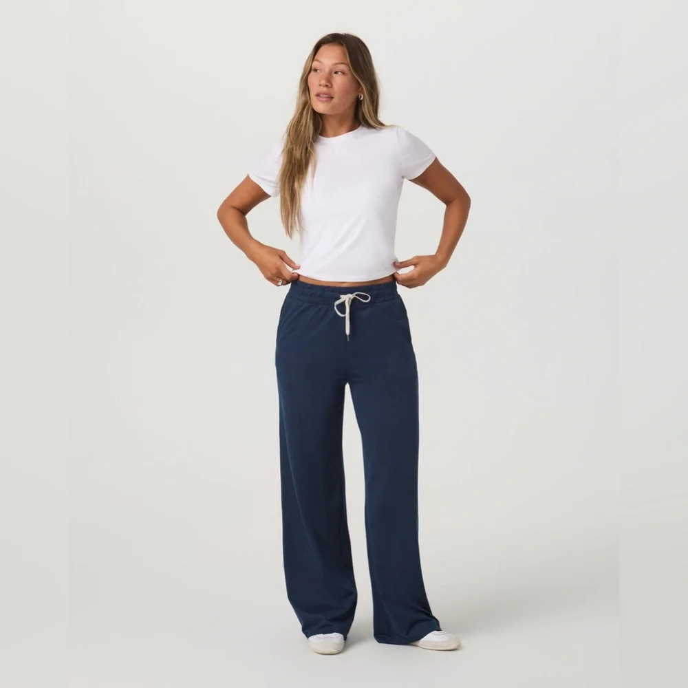 NWT Vuori Halo Essential Wideleg Pant in Blue Coast Heather - Picture 5 of 12